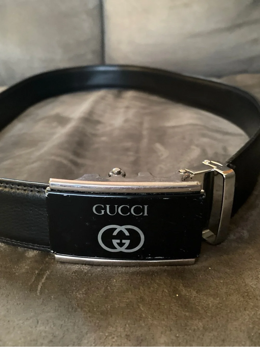 Gucci Black Leather Belt with Silver Logo Buckle